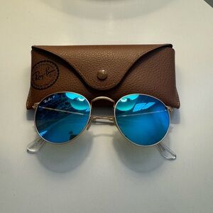 Ray-Ban Round Flash Sunglasses